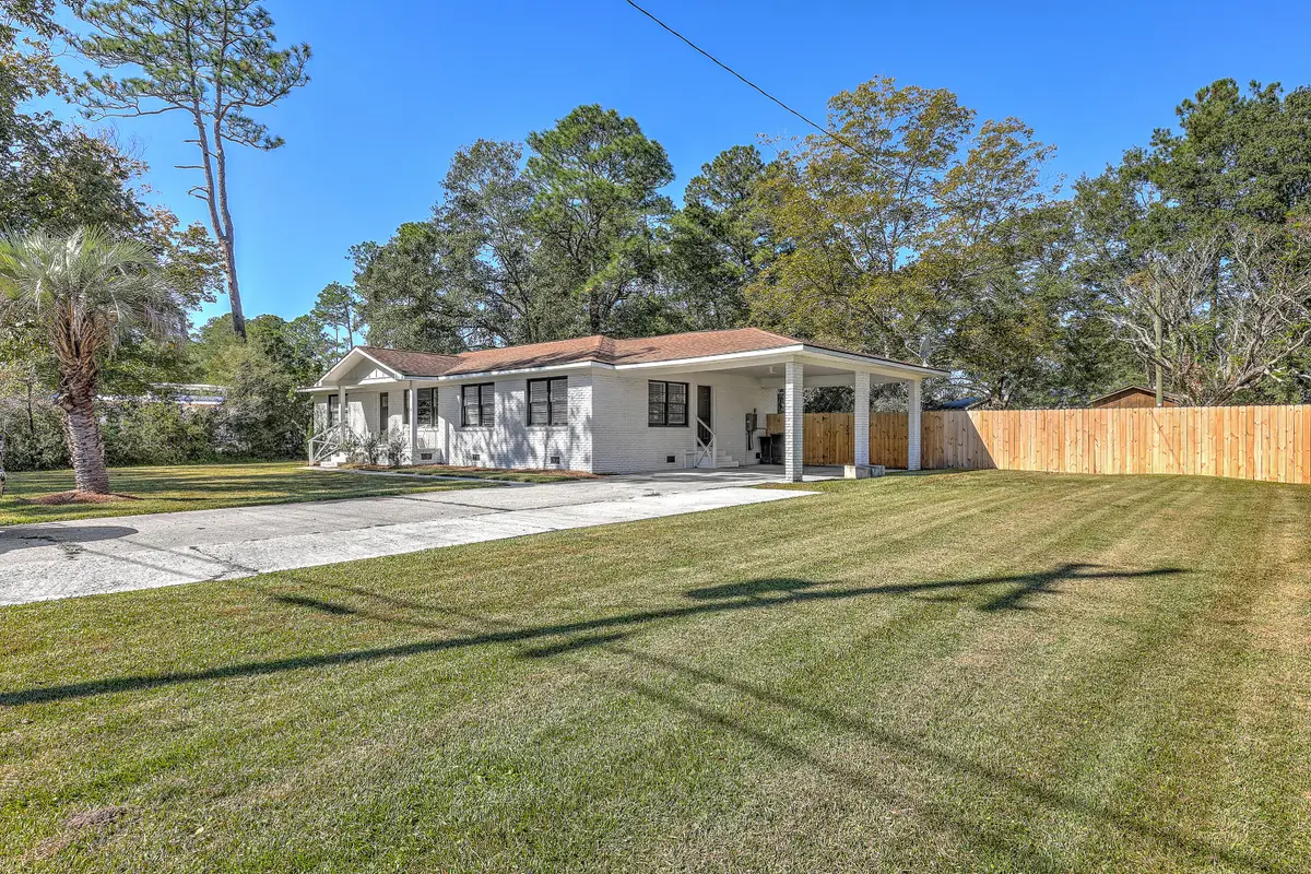 702 N Palmetto Street, Summerville, SC 29483 - Image #1