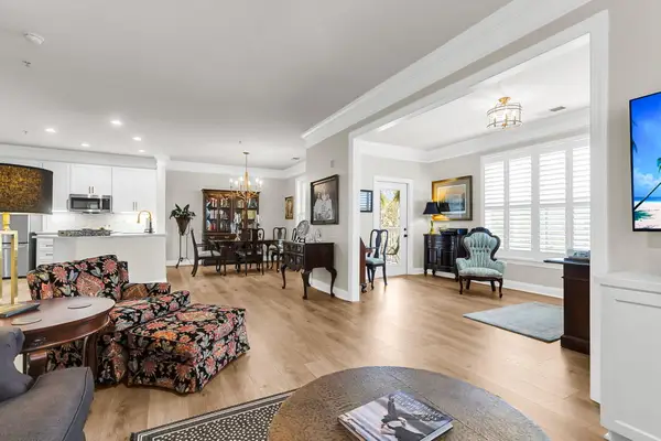 2244 Ashley Crossing Drive #115, Charleston, SC 29414