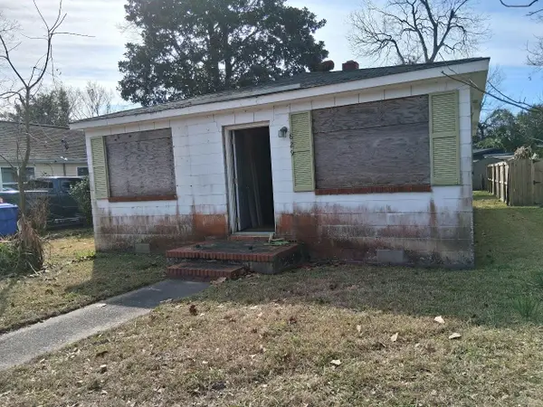 829 5th Avenue, Charleston, SC 29407