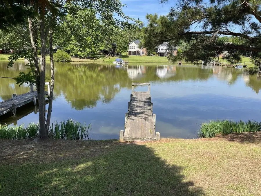 15 N Lake Circle, Manning, SC 29102 - #2