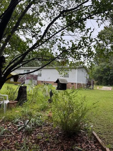 1137 Rugby Avenue, Summerton, SC 29148 - #2