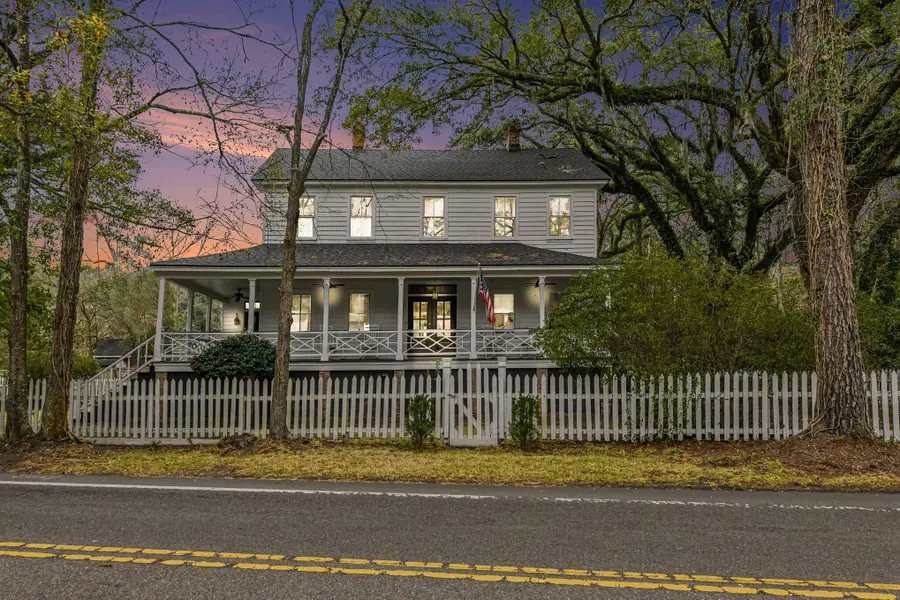 216 W Carolina Avenue, Summerville, SC 29483 - #2