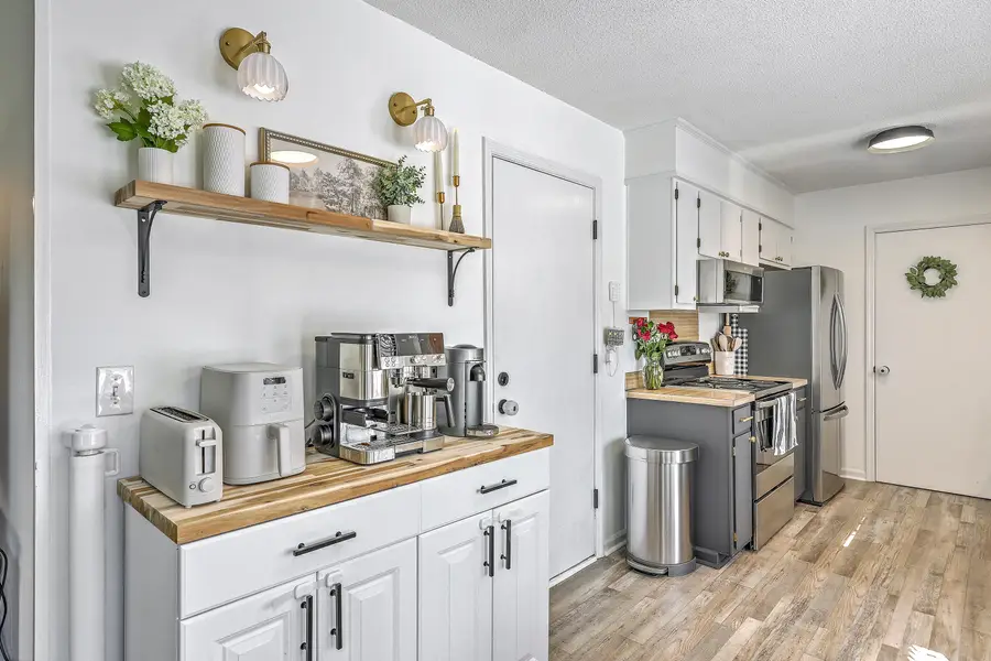 205 Kentucky Drive, Ladson, SC 29456 - #3