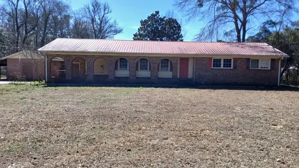 5232 Charleston Highway, Walterboro, SC 29488
