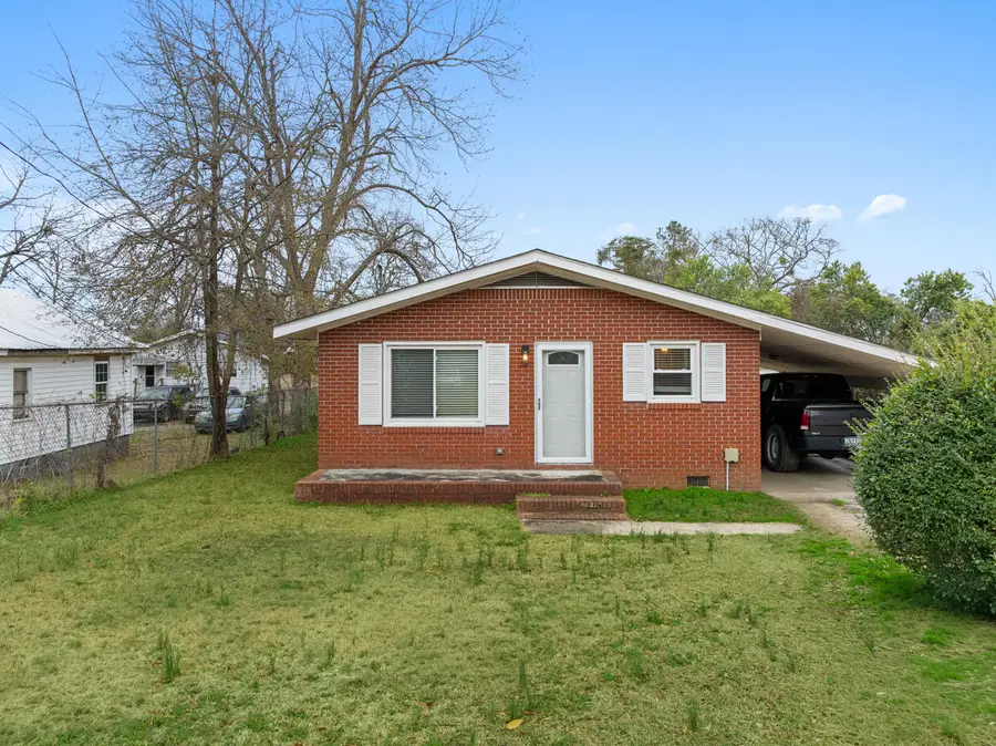 106 Buyck Street, Saint Matthews, SC 29135 - #2