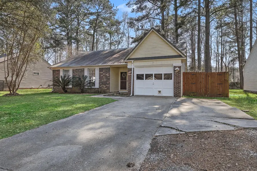 216 Regent Street, Summerville, SC 29483 - #2