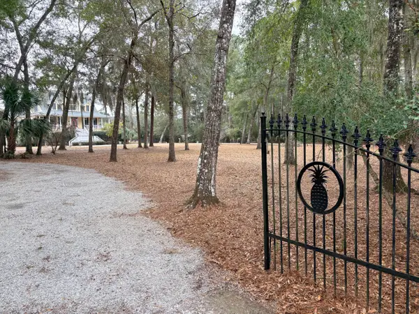 8970 Palmetto Road, Edisto Island, SC 29438