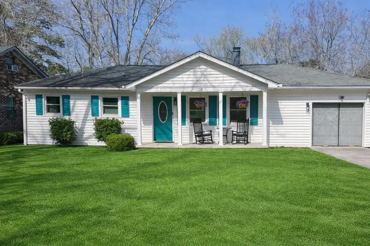 220 Crestwood Drive, Summerville, SC 29483 - #1