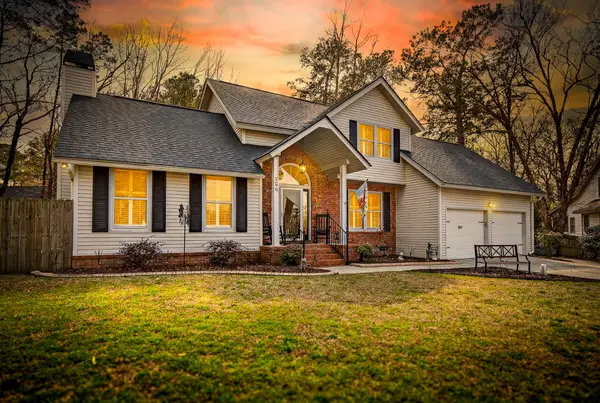 104 Glasgow Circle, Summerville, SC 29483