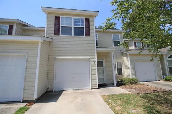 102 Chestnut Oaks Court, Ladson, SC 29456
