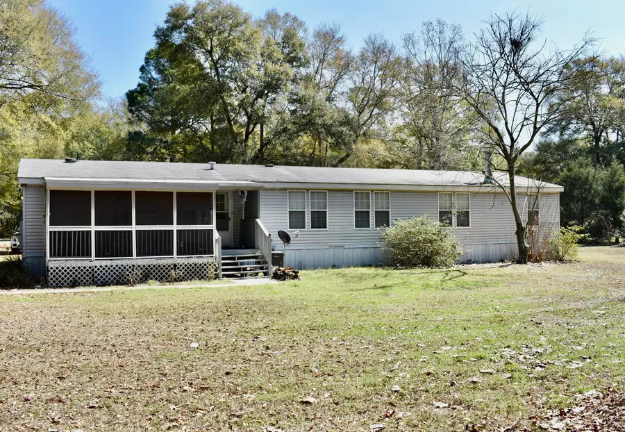 1135 Birch Drive, Summerton, SC 29148 - #2