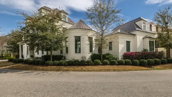 48 Robert Mills Circle, Mount Pleasant, SC 29464