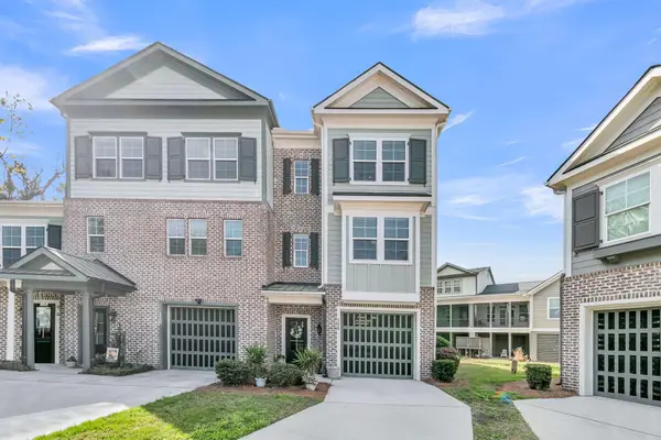 124 Slipper Shell Court, Mount Pleasant, SC 29464