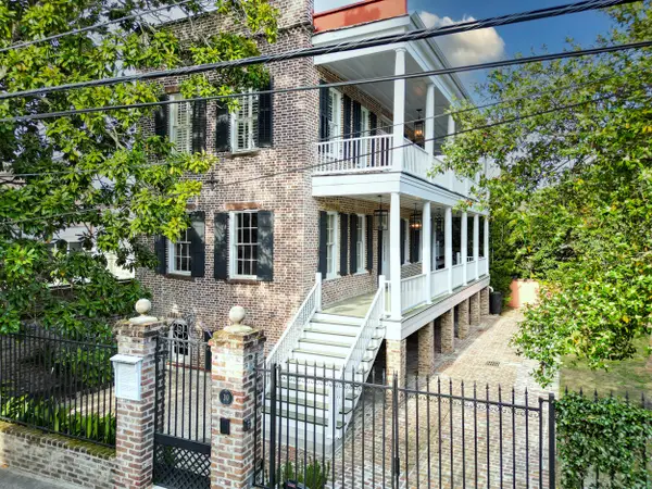 30 Anson Street, Charleston, SC 29401
