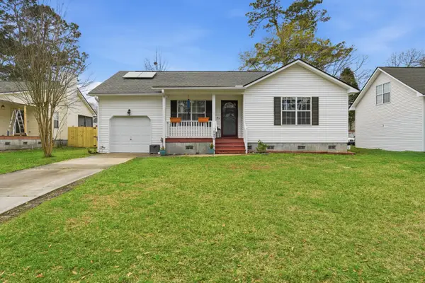121 Apache Drive, Summerville, SC 29483