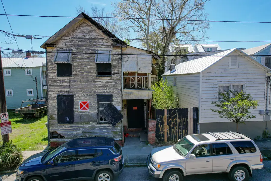 13 Line Street, Charleston, SC 29403 - #3