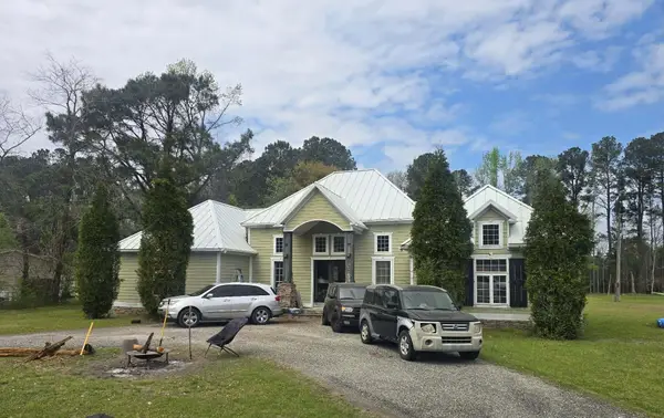 208 Ambassador Avenue, Moncks Corner, SC 29461