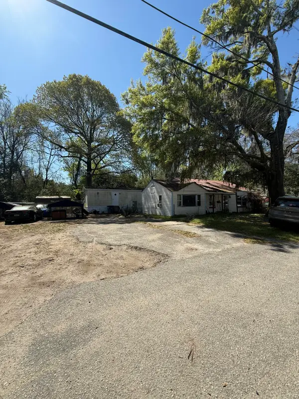 1901 Helm Avenue, North Charleston, SC 29405