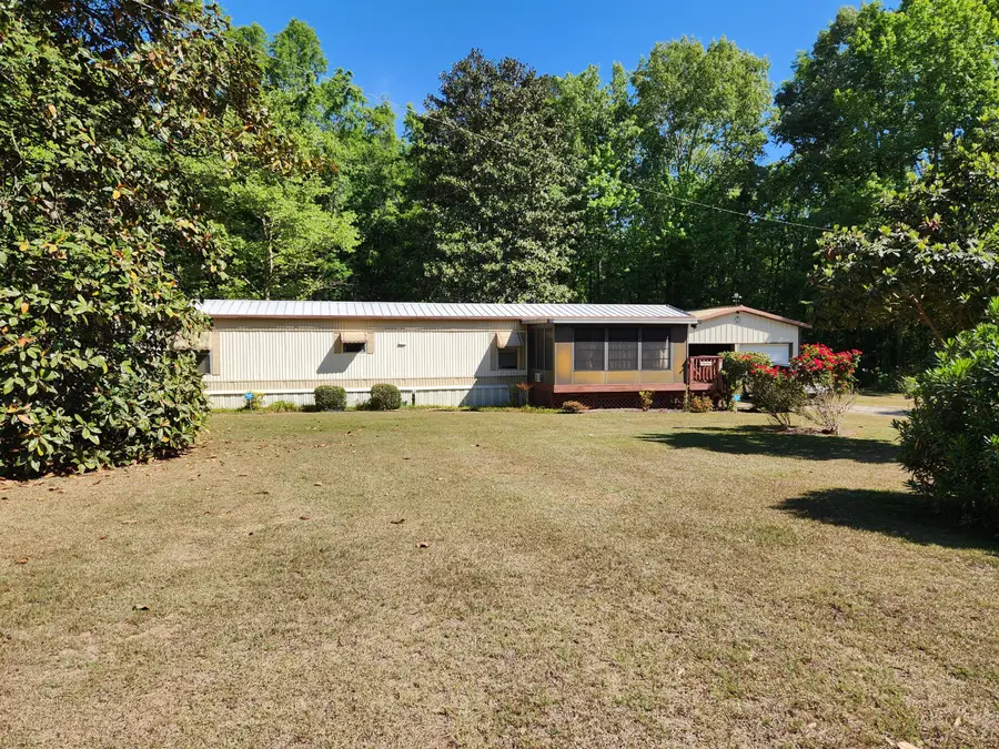 1185 Krissy Street, Summerton, SC 29148 - #2