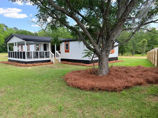 1015 Ridge Road, Ridgeville, SC 29472