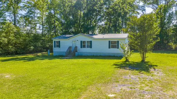 154 Rogers Branch Road, Ridgeville, SC 29472