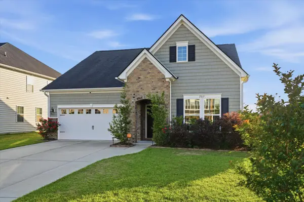 205 Witch Hazel Street, Summerville, SC 29486