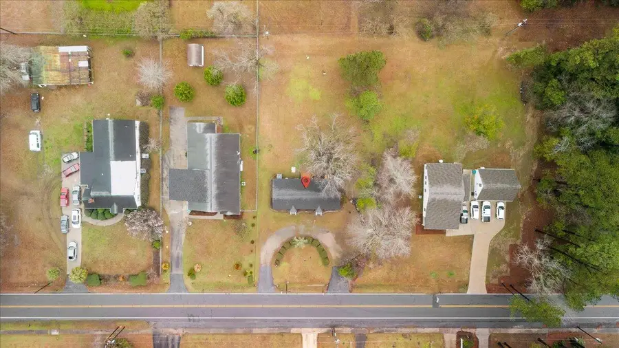 406 Butler Street, Saint Matthews, SC 29135 - #3