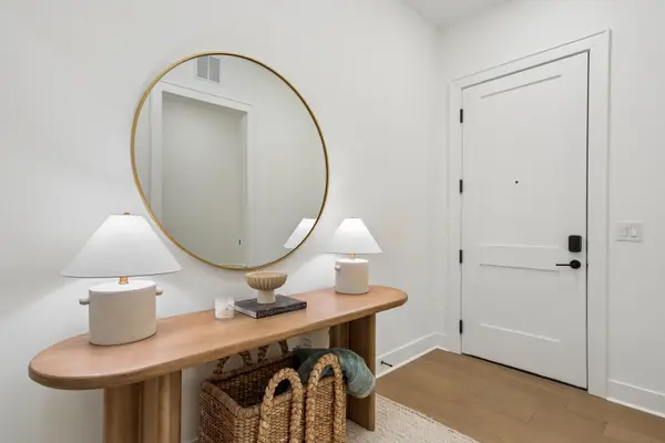 540 Helmsman #1233, Charleston, SC 29492