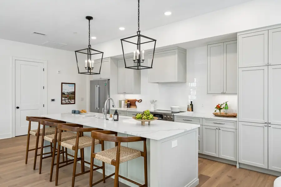 540 Helmsman #1233, Charleston, SC 29492 - #2