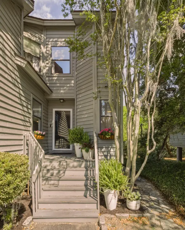 1069 Marsh Court Lane, Mount Pleasant, SC 29464