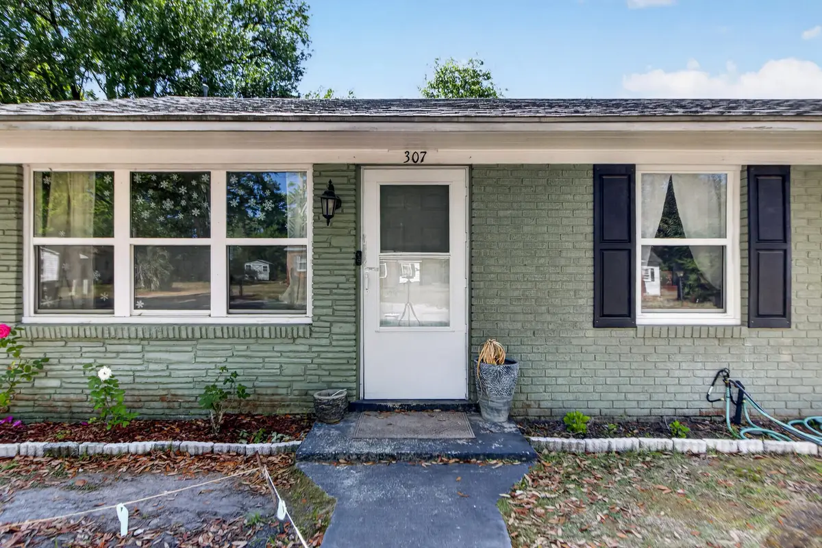 307 Thompson Street, Walterboro, SC 29488 - #1