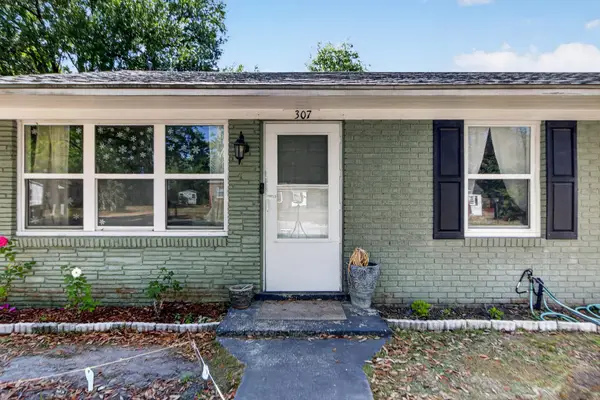 307 Thompson Street, Walterboro, SC 29488