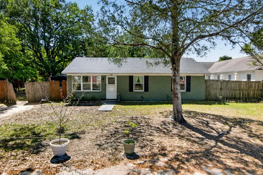 307 Thompson Street, Walterboro, SC 29488 - #2