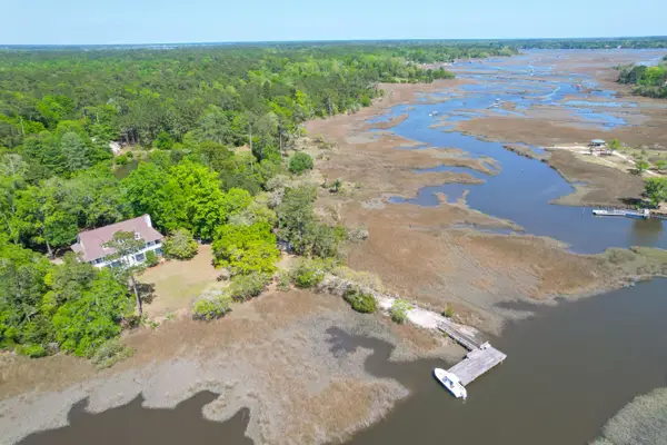 5355 Creek View Lane, Hollywood, SC 29449