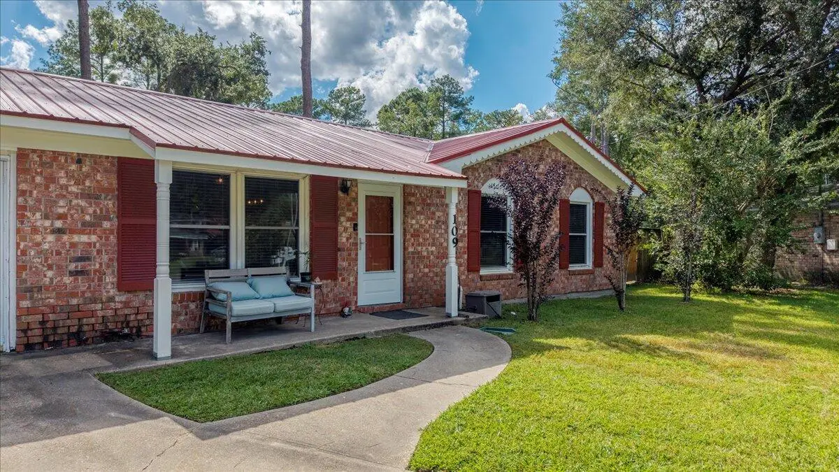 109 Robin Court, Summerville, SC 29485 - #1