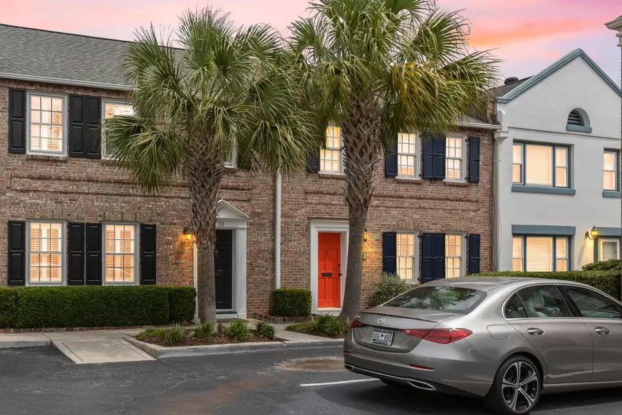 20 Charlestowne Court, Charleston, SC 29401 - #2