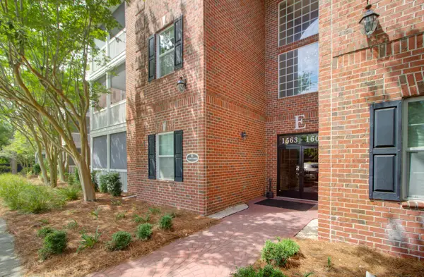 1565 Cambridge Lakes Drive #Unit 103e, Mount Pleasant, SC 29464