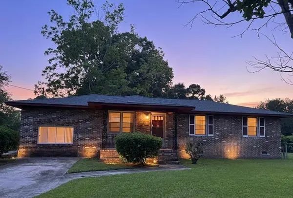 1300 White Drive, Charleston, SC 29407