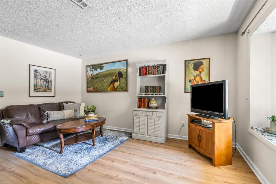 1057 Hunters Trace, Mount Pleasant, SC 29464 - #2