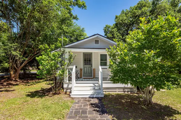 2218 Woodland Shores Road, Charleston, SC 29412
