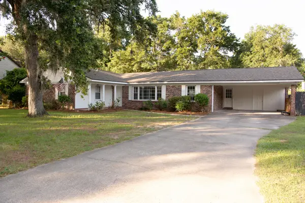 1203 Calais Drive, Mount Pleasant, SC 29464