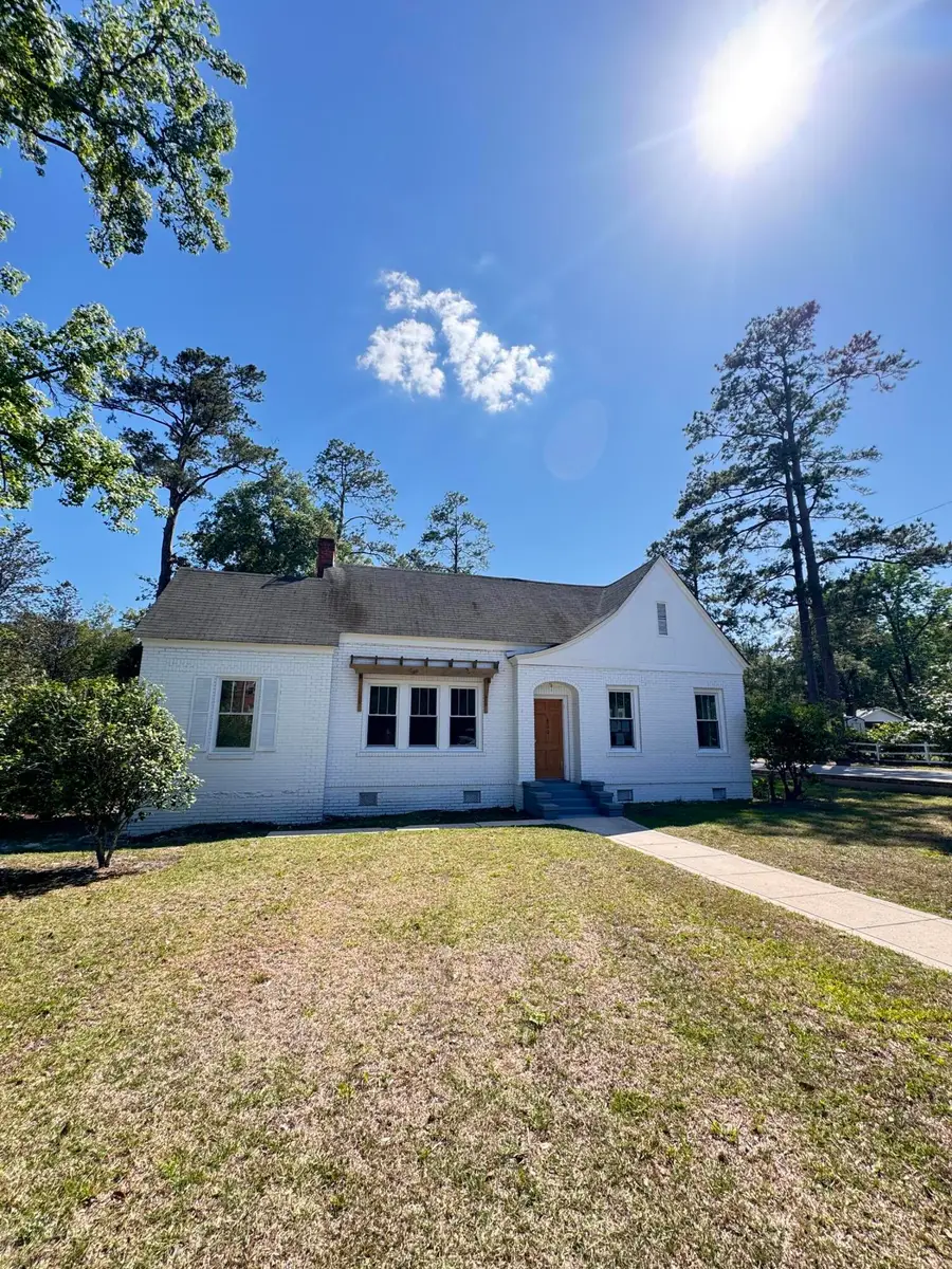 800 Hampton Street, Walterboro, SC 29488 - #3
