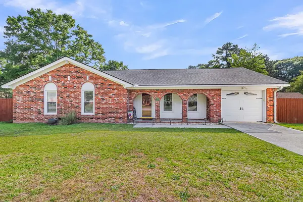 209 Longleaf Road, Summerville, SC 29486