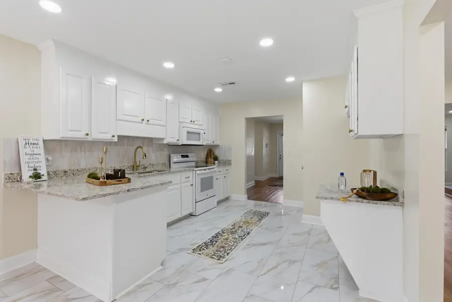 956 Saint Matthews Road, Saint Matthews, SC 29135 - #3