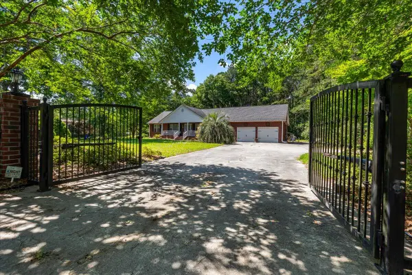 1760 Black Tom Road, Moncks Corner, SC 29461