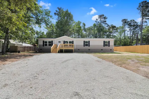 1044 Longpoint Road, Cross, SC 29436