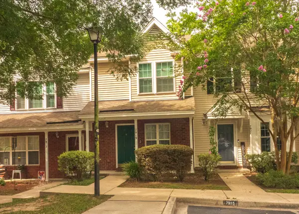 7919 Shadow Oak Drive, North Charleston, SC 29406