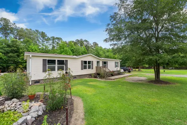 602 Calm Corner Way, Moncks Corner, SC 29461