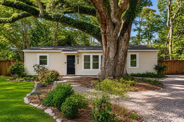1722 W Robinhood Drive, Charleston, SC 29407