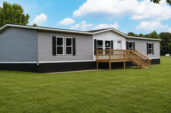 212 Belfast Avenue, Holly Hill, SC 29059